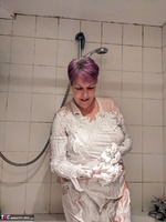 Layla Bird. Shaving Foam Fun Free Pic 10