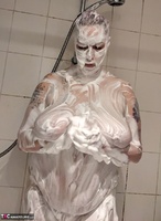 Layla Bird. Shaving Foam Fun Free Pic 17