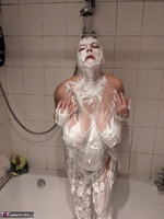 Layla Bird. Shaving Foam Fun Free Pic 18