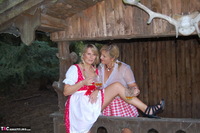 Sweet Susi. Dirndl Pussys Free Pic 19