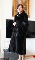 Diana Ananta. Black Mink Coat Pt1 Free Pic 1