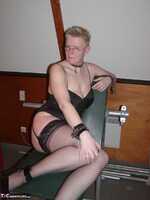 Tiffany Pearl. Diverse S&M Play Free Pic 9