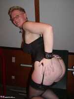 Tiffany Pearl. Diverse S&M Play Free Pic 14