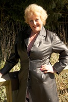 Dirty Doctor. Out & About Flashing Free Pic 5