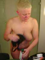 Tiffany Pearl. Showering In Amsterdam Free Pic 6