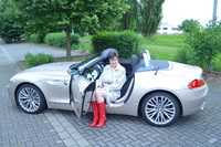 Hot Milf. On The Parking Lot Free Pic 3