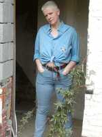 Tiffany Pearl. Blue Jeans Free Pic 1