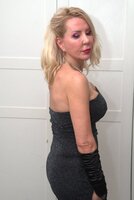 Emerald. Red Or Black Free Pic 19