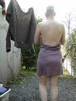 Tiffany Pearl. Laundry Flashing Free Pic 5