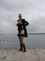 Tiffany Pearl. Beach Boots Babe Flashing Free Pic 9