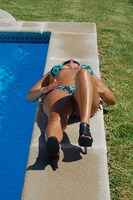 Sweet Susi. Bikini Time Free Pic 9