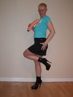 Tiffany Pearl. Girlie Free Pic 3