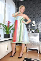 Luscious Models. Dutch Blonde 27 Week Pregnant Veronica 3 Free Pic 6