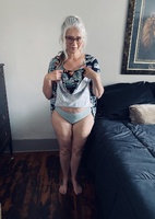 Lil Ms Muffet. Feeling cute and frisky Free Pic 5