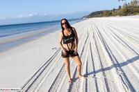 Roxeanne. My new malibu strings sling Free Pic 1