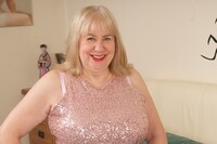 SpeedyBee. Pink Lingerie Free Pic 2