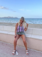 Sweet Susi. Cunt Flashing In Public Free Pic 15