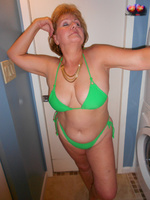 Busty Bliss. Marathon Woman In Training Free Pic 3