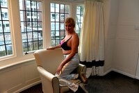 Dimonty. Flashing At The Window Free Pic 1