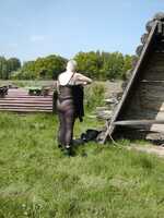 Tiffany Pearl. The Dutch Cottage Free Pic 1