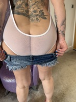 Inked MILF. Hot Denim Shorts and Killer Heels Free Pic 6