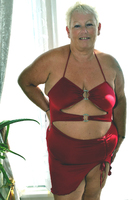 Princess Peachy. Sexy Red Dress Free Pic 7