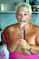 Princess Peachy. Peachy with her favourite dildo Free Pic 1