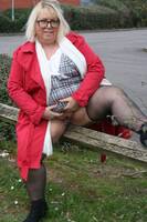 Lexie Cummings. Flashing By The Pub Free Pic 2