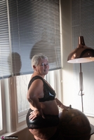 Princess Peachy. Moody Peaches Free Pic 2