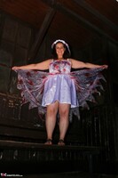 Cheeky Dee. Zombie Bride Free Pic 2