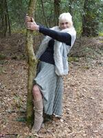 Sparkle. Flashing In The Woods Free Pic 1