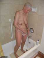 Tiffany Pearl. Shaving My Pussy Smooth Free Pic 5