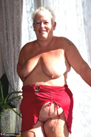 Phillipas Ladies. Princess Peachy's Red Dress Free Pic 15