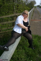 Lexie Cummings. Flashing On The Bridge Free Pic 14