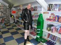 Tiffany Pearl. Sex Shop Exhibitionist Free Pic 1