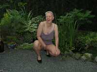 Tiffany Pearl. Garden Stripper Free Pic 2