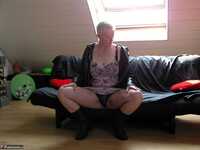 Tiffany Pearl. Sofa Seduction Free Pic 2