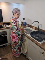 Layla Bird. Farmhouse Fun Free Pic 1