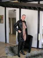 Tiffany Pearl. Zetel Free Pic 1