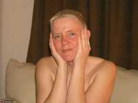 Tiffany Pearl. Rubber, Leather & Fishnets Free Pic 9