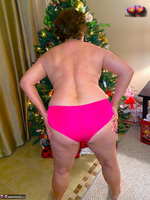 Busty Bliss. Busty Granny Seeking Free Pic 11