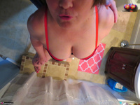 Busty Bliss. Busty Granny Opening Up Her Kimono Just For You Free Pic 18