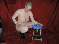 Tiffany Pearl. Extreeme Dildo Stool Free Pic 1