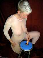 Tiffany Pearl. Extreeme Dildo Stool Free Pic 11