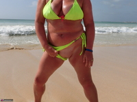 Barby. Cape Verde Beach Wank Free Pic 12