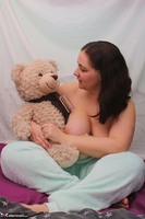 Cheeky Dee. Cheeky Dee shows off her naughty side Free Pic 14