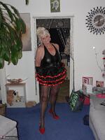 Sparkle. Pantyhose and red fuck me shoes Free Pic 10