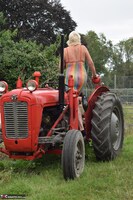 Dimonty. Down On The Farm Free Pic 10