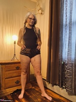 Lil Ms Muffet. Short Shorts Free Pic 1