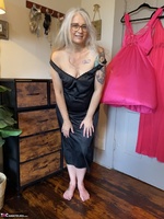 Lil Ms Muffet. Perky pink and bad girl black Free Pic 7